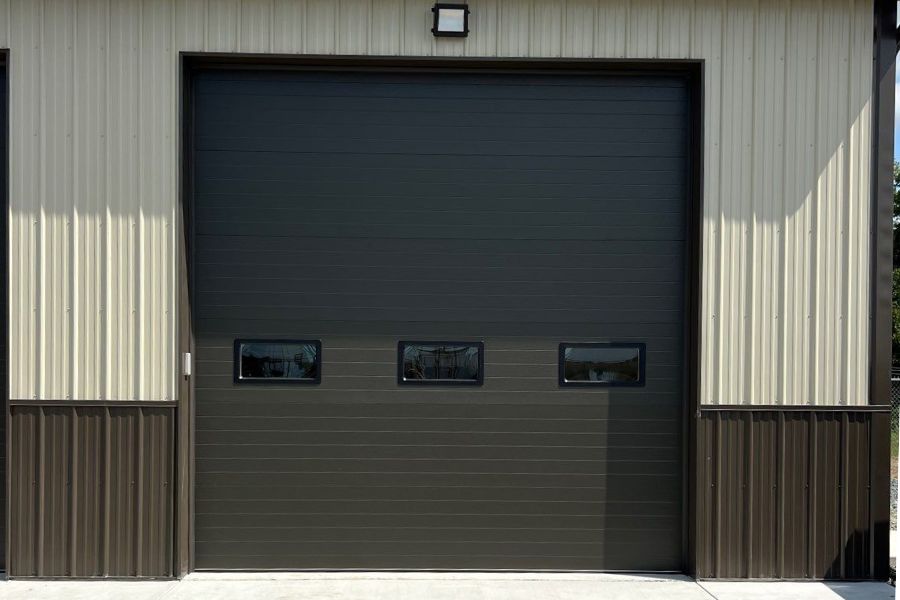 At Armin’s Garage Doors, we specialize in the production and installation of ribbed steel insulated doors.