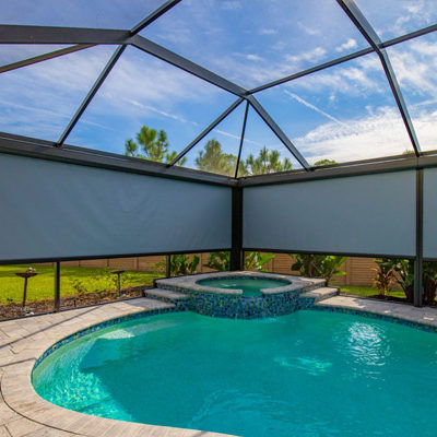 Retractable Screens for Privacy